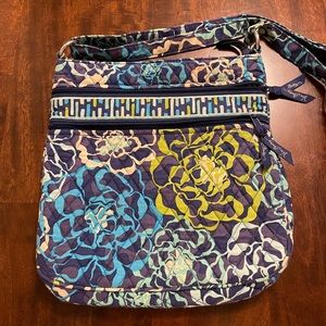 Large Vera Bradley Crossbody Purse
